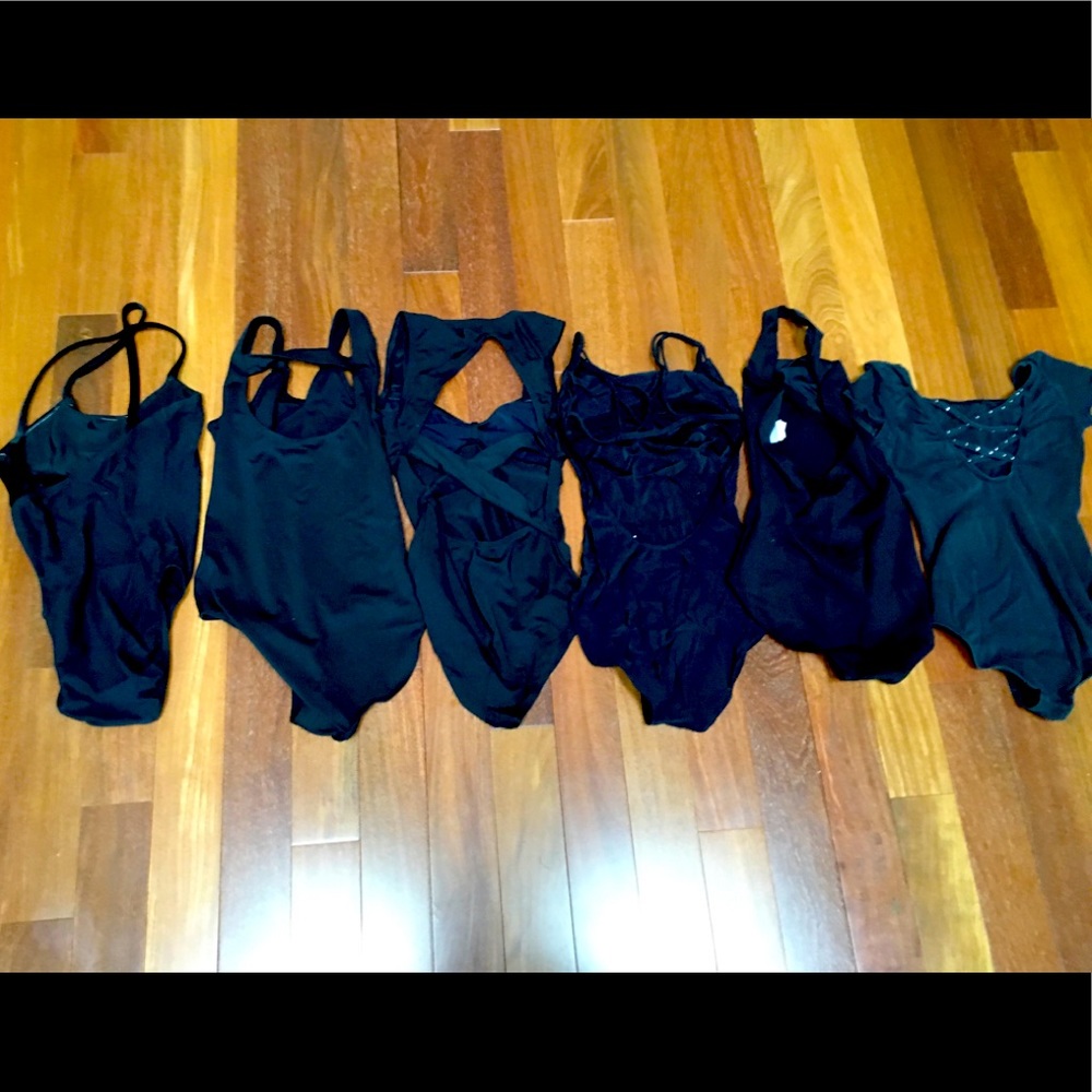 @sanjana_pytal Lot of 6 used black leotards S/M